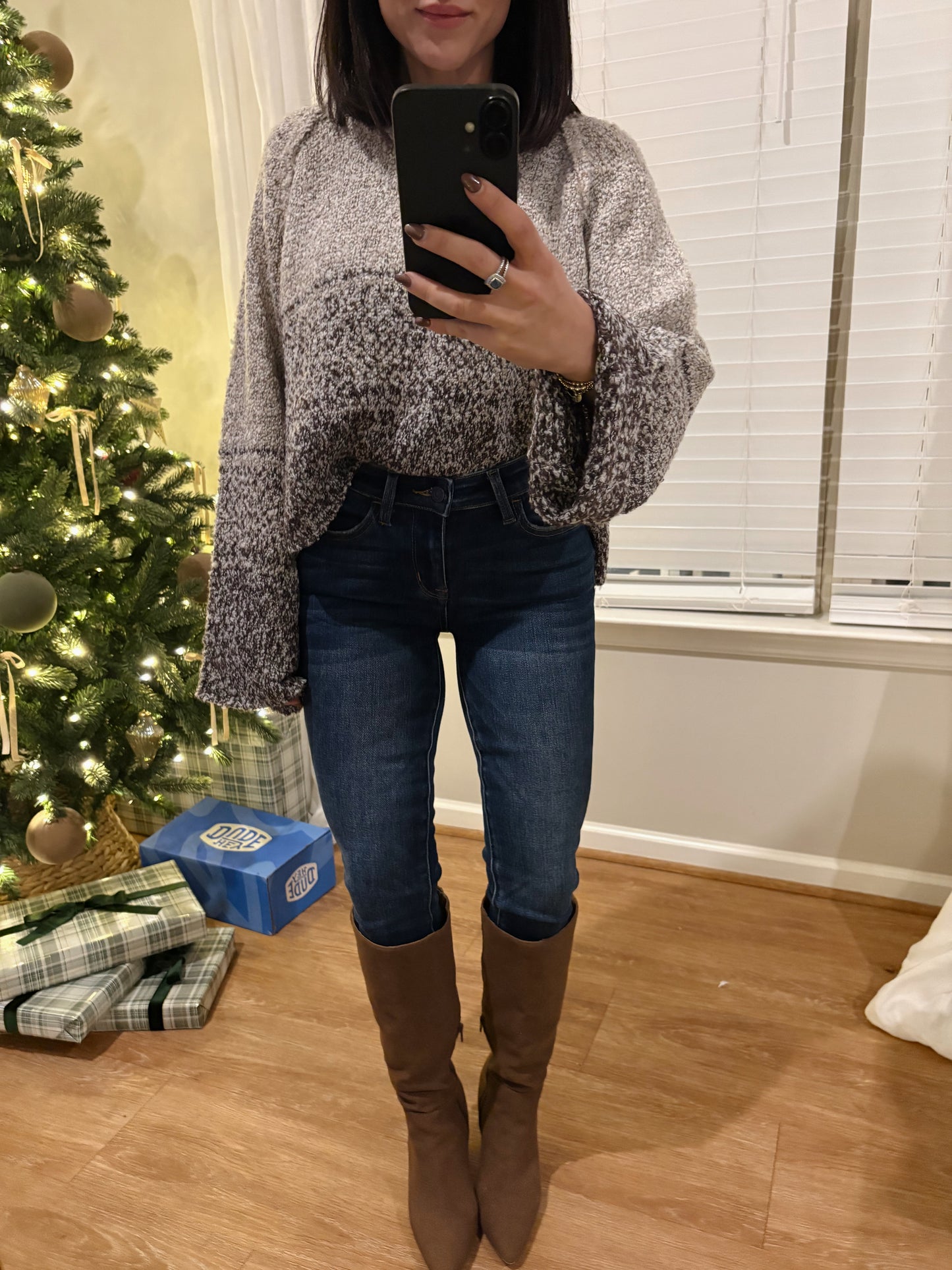 Benny Mid Rise Skinny- Dark Wash